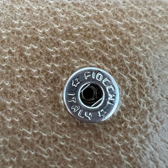 Authentic Gucci Wallet - Picture 8 of 10